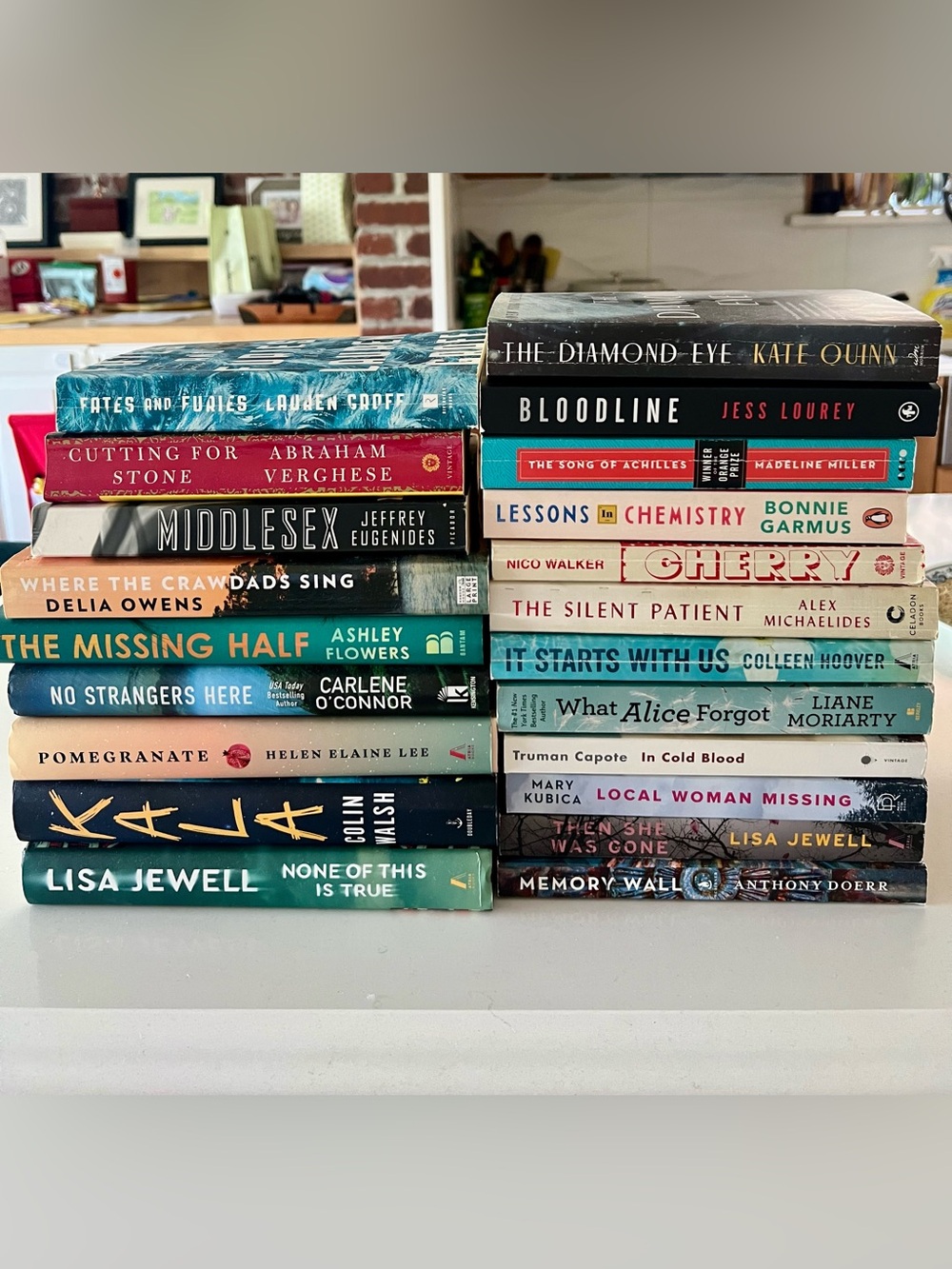 BESTSELLER BOOK SALE BUY3 GET 1 FREE